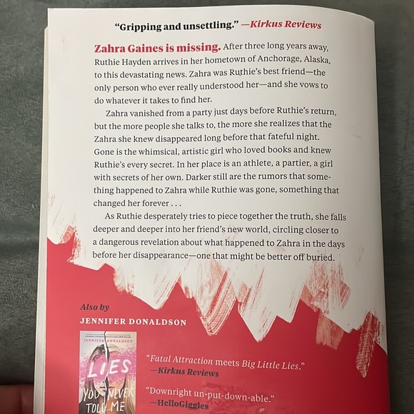 Jennifer Donaldson book - Picture 2 of 6